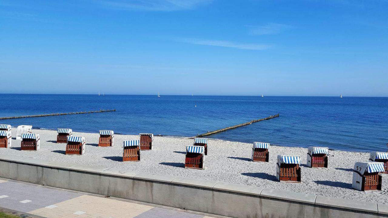 Urlaub Beim Schmied Apartment Kuehlungsborn Luaran gambar